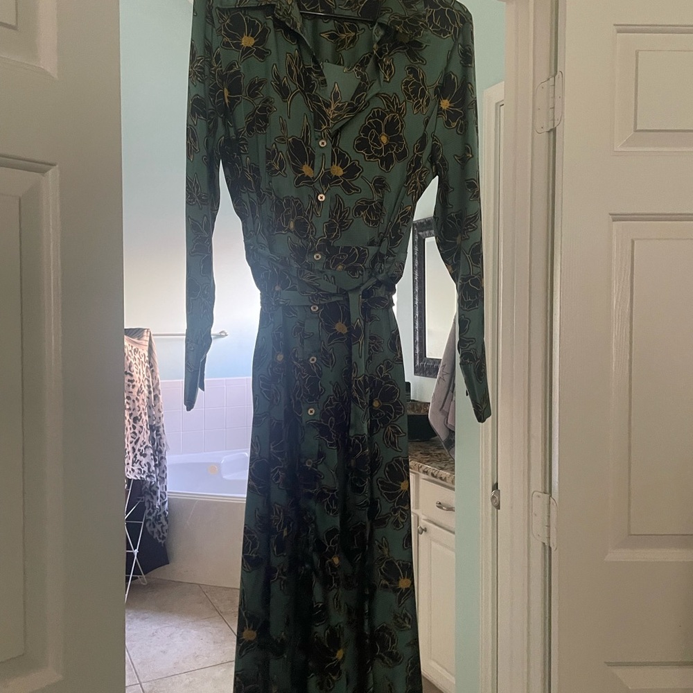 Who what wear collared silky shirt dress w tie belt - Picture 3 of 3